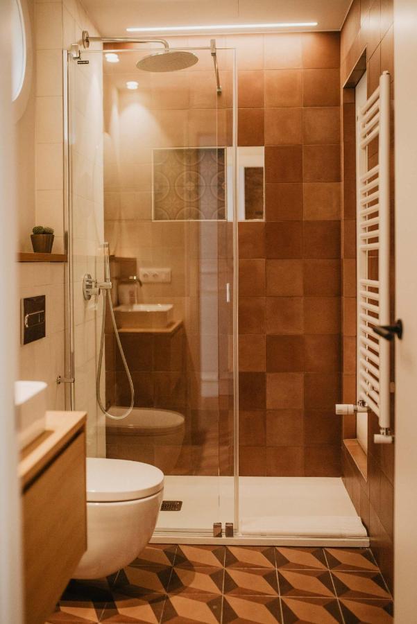 Petit Luxe Volta Panzió Terrassa Kültér fotó