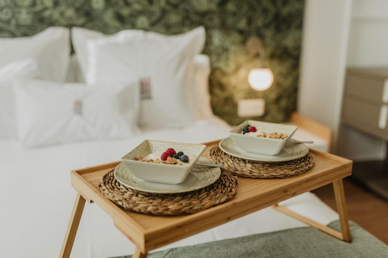 Petit Luxe Volta Panzió Terrassa Kültér fotó