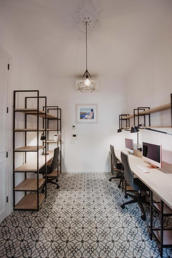 Petit Luxe Volta Panzió Terrassa Kültér fotó